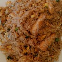 Chaufa De Pollo · Chicken fried rice.
