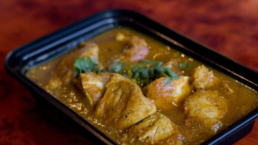 Chicken Curry · Gluten-free. On the bone or boneless-white meat, chicken cooked in our special home-style sauce with fresh ginger, onions & garlic.