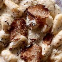 Gnocchi Con Crema Al Tartufo · fresh potato gnocchi in a creamy truffle sauce