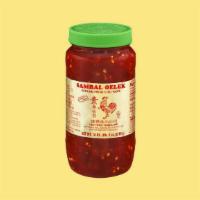 Huy Fong - Ground Fresh Chili Paste (8 Oz) · This spicy & flavorful item is best used in cooking to make any food mouth watering! (8 oz)