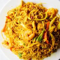 Singapore Rice Noodles (Curry) · Spicy.