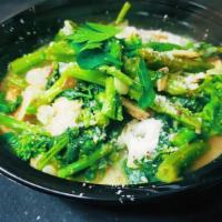Broccoli Rabe · In garlic and oil.