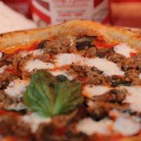 Salciccia&Funghi · Tomato sauce, fresh mozzarella, grana, basil,
EVOO, sausage and mushrooms