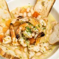 Grilled Shrimp With White Beans · 