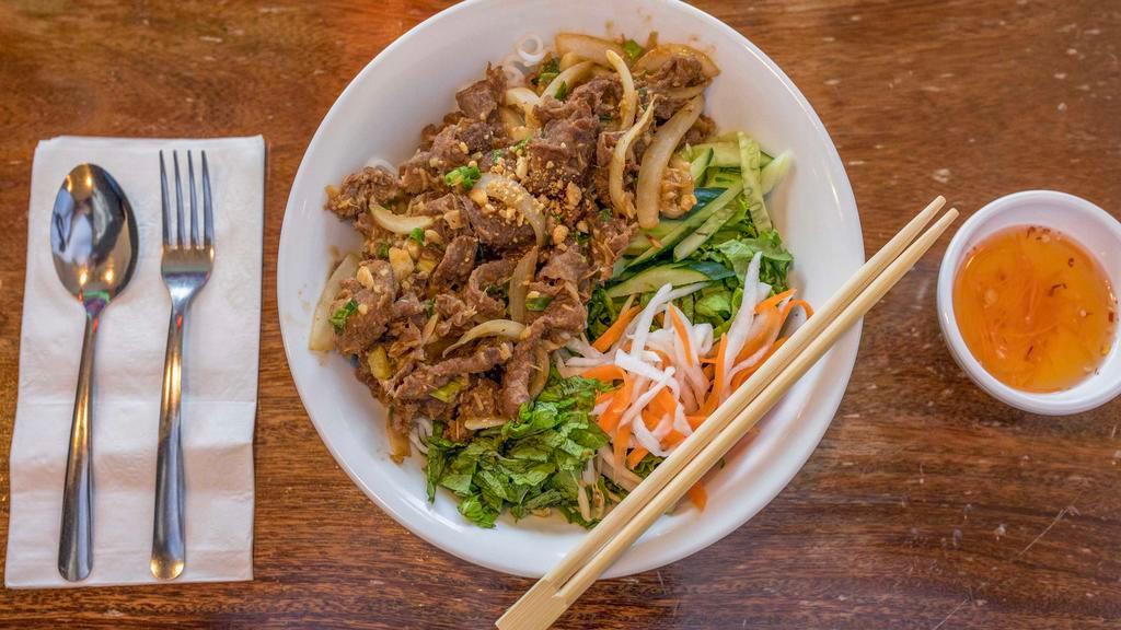 Lemongrass Beef On Rice Noodle · 