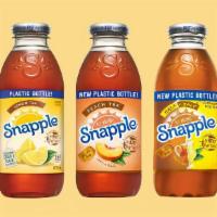 Snapple · Your choice of Lemon Iced Tea, Peach Iced Tea & Half n' Half