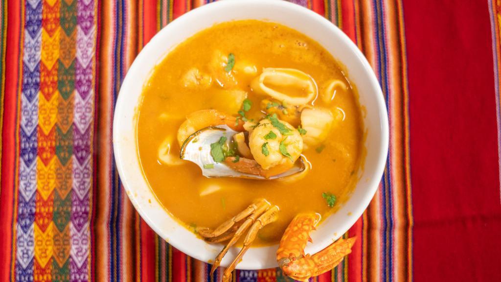 Parihuela · Assorted seafood soup.