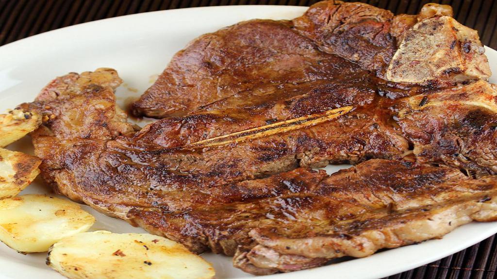 Churrasco Con Seleccion · T-bone steak.