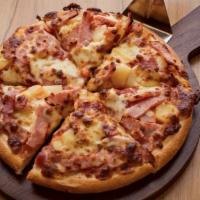 Hawaiian Pie
Pizza · Delicious juicy fresh pineapple and ham topped on a bed of mozzarella cheese.