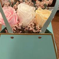 Tiffany Inspired Forever Roses · Stunning forever roses floral arrangement that last 1-3 years