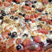 Greek Pizza · Mozzarella, Cherry Tomato, Feta Cheese, Olives, EVOO
