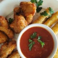 Donna'S Combo · 6 Wings, 3 Chicken Fingers, 3 Mozzarella Sticks