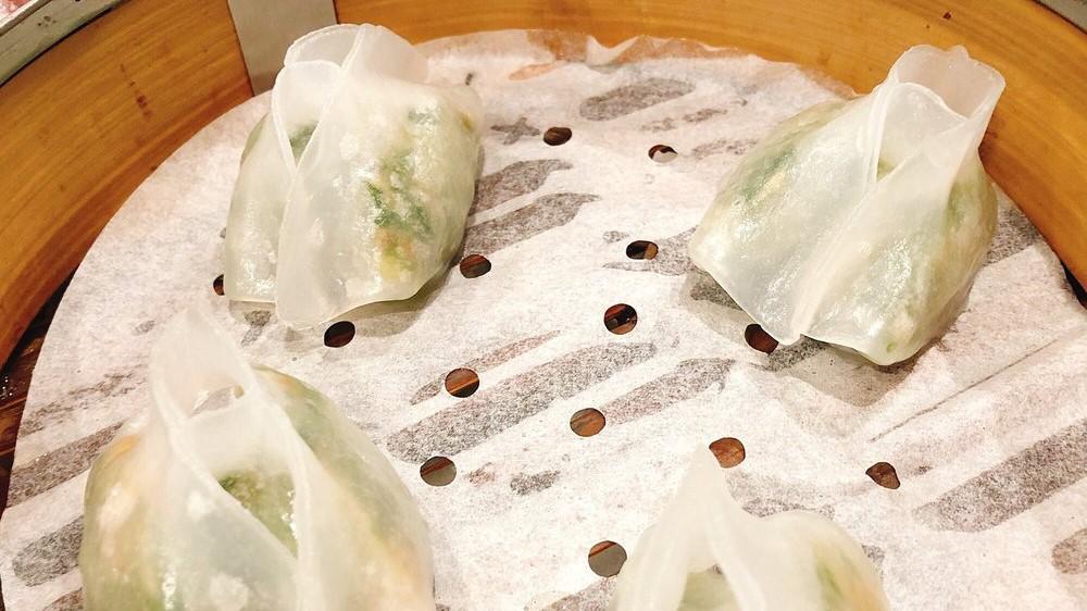 Steamed Vegetable Dumplings (6) · 6 steamed veggie dumplings