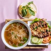 Phở Gà Nướng · Grill chicken rice noodle beef soup.
