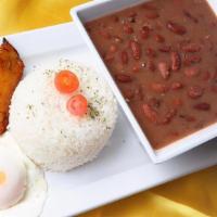 Plato Frijol · Arroz, Maduros, Huevos, Frijoles.
De Lunes a Viernes.