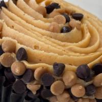 Reese'S Peanut Butter Cupcake · 
