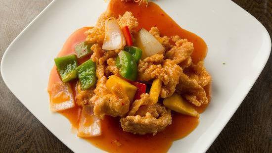 Running Chicken · Deep fried white meat chicken, onion, fresh mango with sweet and mild spicy sauce. Served with white or brown rice.
