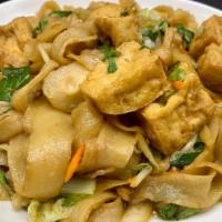 Pan Fried Noodles With Tofu · Vegetarian. Served with choice of noodles and vegetables.
