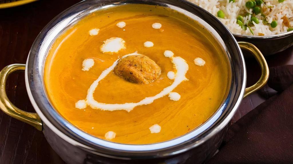 Malai Kofta · Vegetable Croquettes Cooked in a Creamy Nut Sauce.
