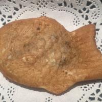  Taiyaki / たい焼き · Fish-shaped pancake filled with sweet red bean paste