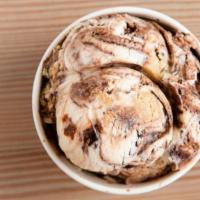 Stoney'S Dream Ice Cream · Vanilla ice cream with brownies chocolate chip cookies and fudge.