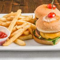 Cheese Burger Slider · Lettuce, tomato, onion, ground beef, American cheese, served with French fries.