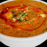M16 Mutter Paneer · Peas & cottage cheese cooked in tomato creamy sauce