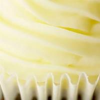 White Cupcakes · Classic cupcakes decorated with buttercream!.