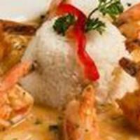 Camarones Al Ajillo · Shrimp in garlic sauce.