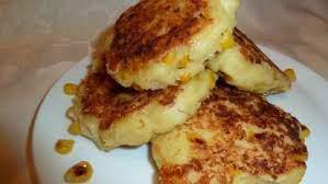 Corn Cake & Cheese / Arepa Con Queso · 