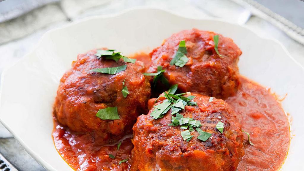 Meatball 2 Pieces · Ball of seasoned meat.