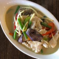 Thai Green Curry · Extra Spicy - Aromatic spicy curry with basil, bamboo shoot, bell pepper, string bean and eg...