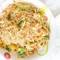 Shrimp Chow Mei Fun · Thin rice noodles.