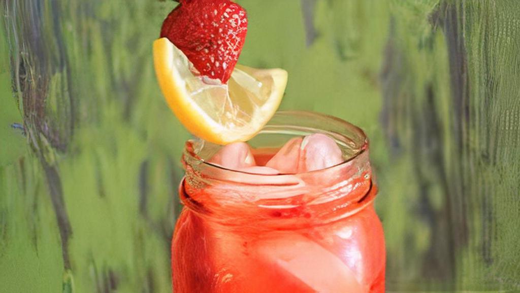 Fresh Strawberry Lemonade · fresh daily 
24oz