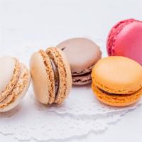 Macaroons · 5 assorted flavors in pack