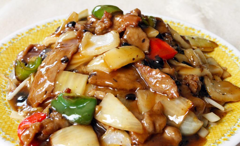Beef  Chow Funn With Blackbean Sauce · 