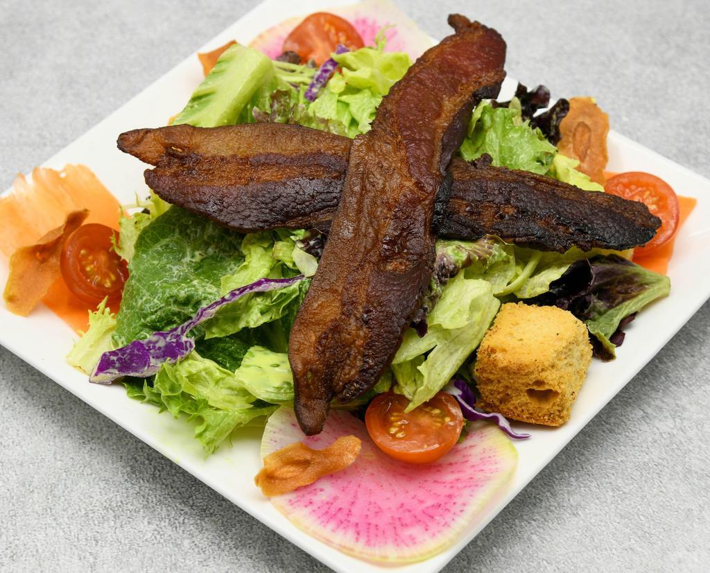 Del'S Salad · Mixed greens, tomatoes, shaved carrots, croutons & crisp bacon.
