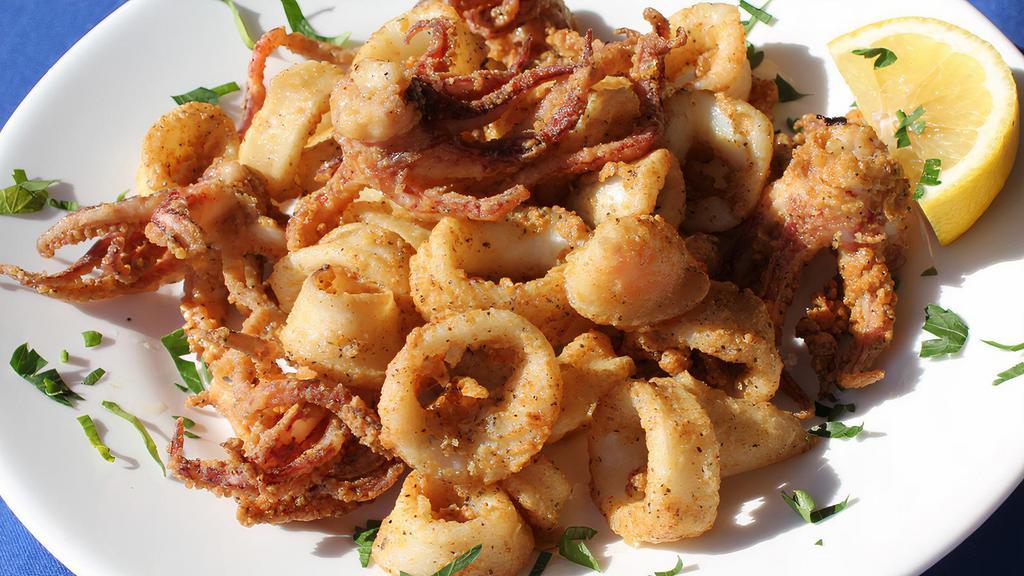 Kalamari · Lightly Breaded Fried Calamari