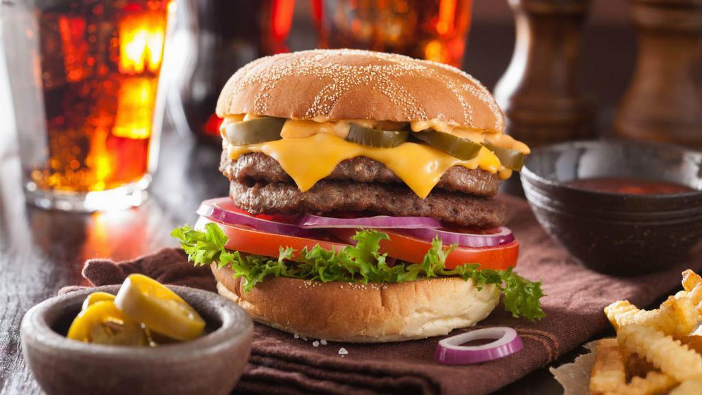 Nyc Burger · Fresh burger with basil, mozzarella cheese, Swiss cheese, and ranch dressing.
