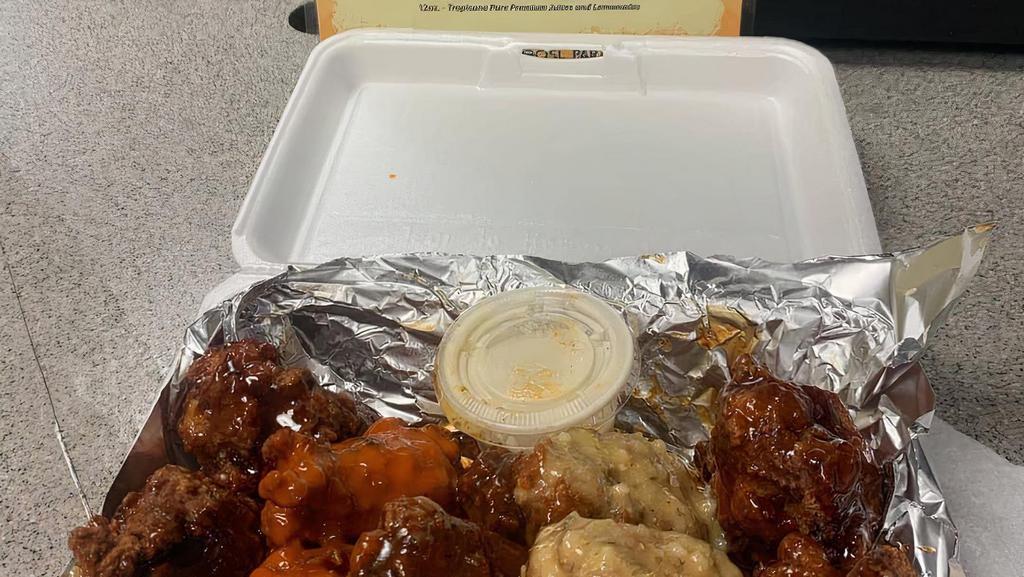 Been Around The World Wings · 10 wings Everything 2 wings is a different flavor