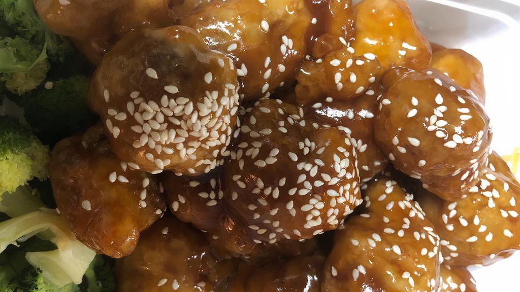 Sesame Chicken · All served with pork fried rice white rice vegetable rice or brown rice with soda wonton soup egg drop soup egg roll hot and sour soup or chicken corn soup.