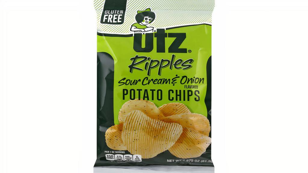 Utz Sour Cream & Onion Potato Chips · 2.87 Oz