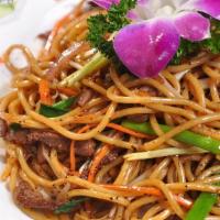 Stir-Fried Spaghetti With Beef干炒牛肉意粉 · 