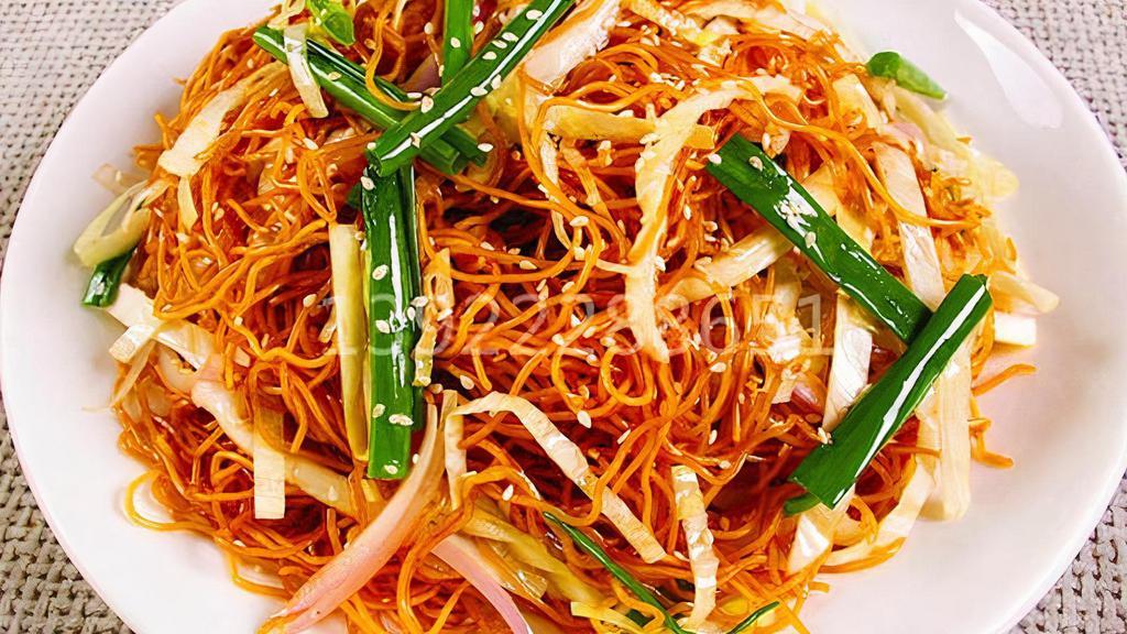 Pan Fried Noodles With Soy Sauce豉油皇炒麵 · 