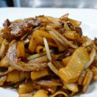 Dry Fry Rice Noodles With Beef V 干炒牛河 · 