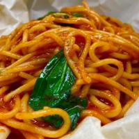 Spaghetti Pomodoro · Tomato + Basil