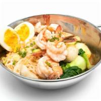 Spicy Coco Noodle Soup · Shrimp(7), Chinese Broccoli, boiled egg, garlic, lemongrass, tomato, onion, scallion, mushro...