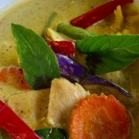 Green Curry/Lunch · Green curry paste, coconut milk, eggplant, bamboo shoot, bell pepper, carrot, string bean, a...