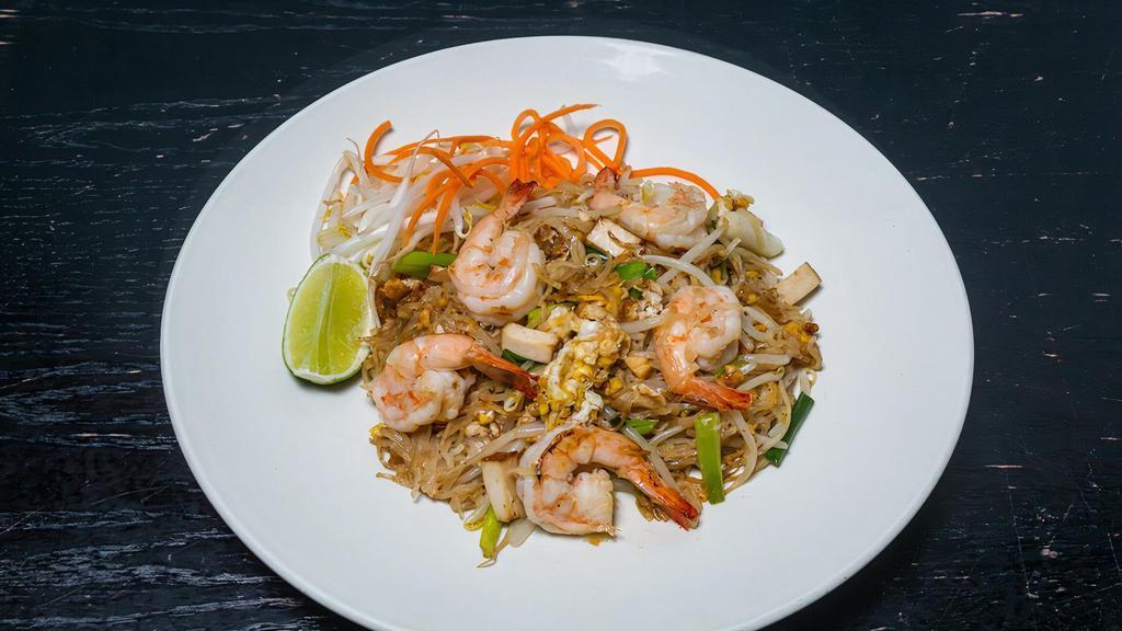 (Lunch) Pad Thai · Stir-fried rice noodle, egg, bean curd, 
bean sprout, scallion, pickled radish and ground peanut.