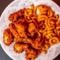 4 Pc Chicken Wings With French Fries  · 4 Pc Chicken Wings with French Fries, You Can Change The fries For Curly Fries Or Onions Rin...